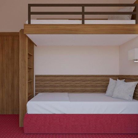 Ea Hotel Sonata Прага Екстериор снимка